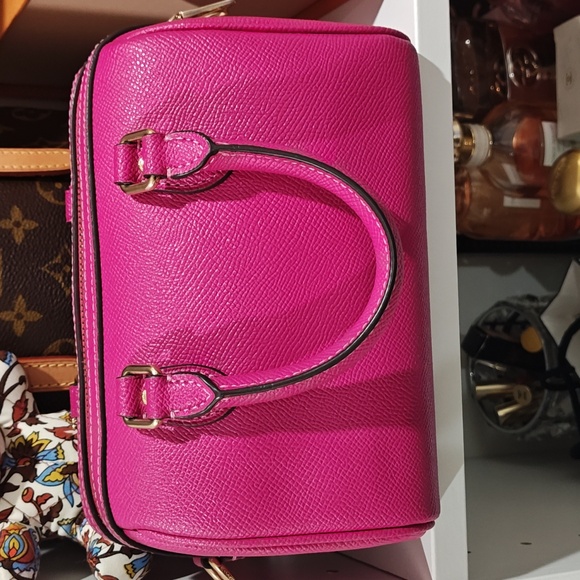 Coach Mini Rowan - Picture 4 of 10